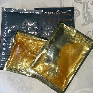 🛍5 for $20 🛍️ Body scrubs… Four individually packaged. Never used